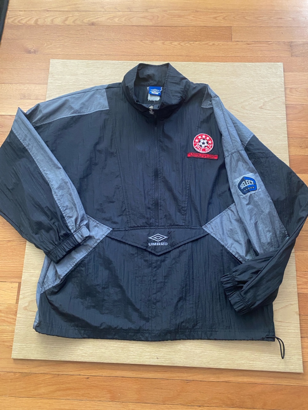 UMBRO National Soccer Coach Ass  Black and Gray Windbreaker with patch XL men’s